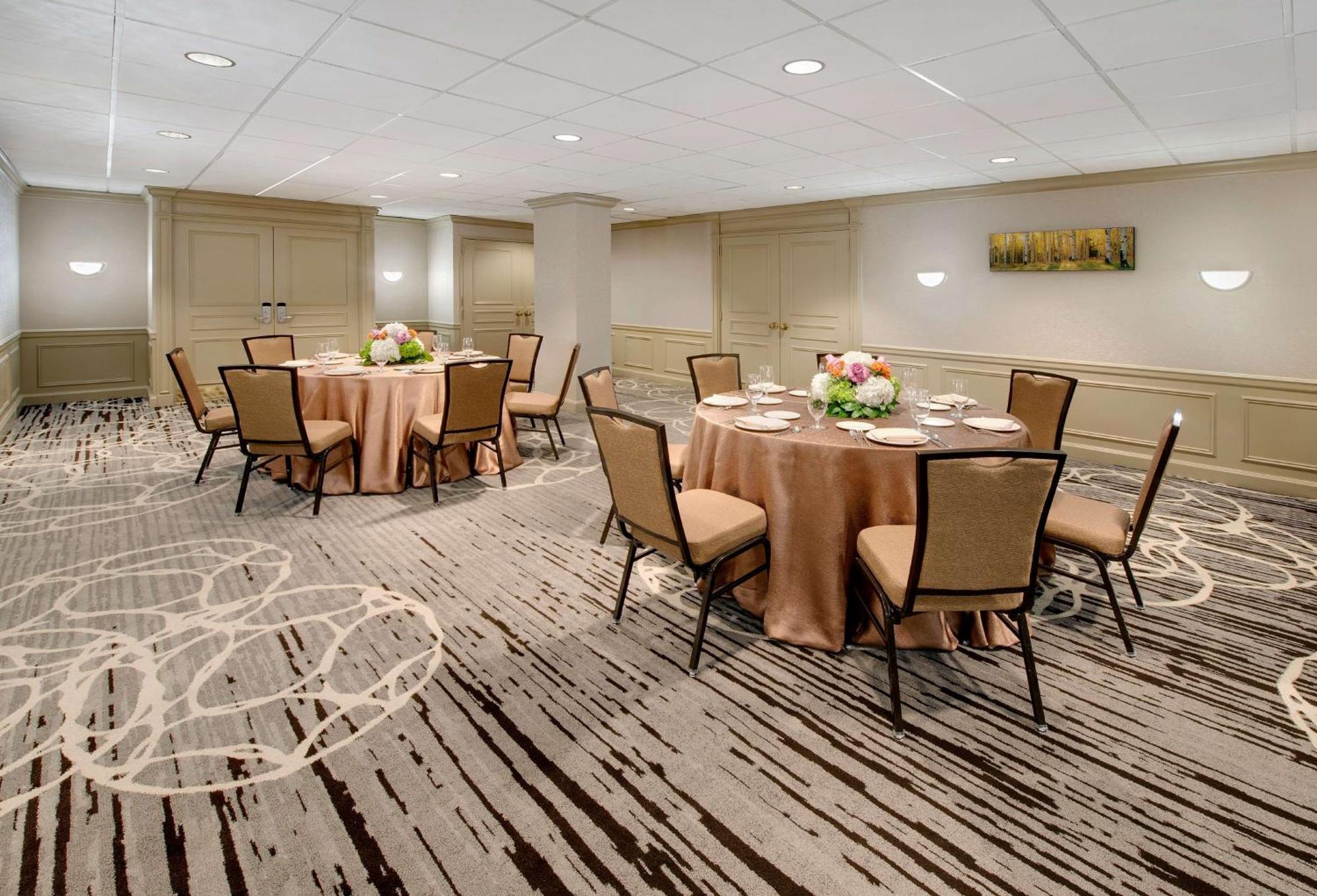 Hilton Post Oak By The Galleria 3* Houston